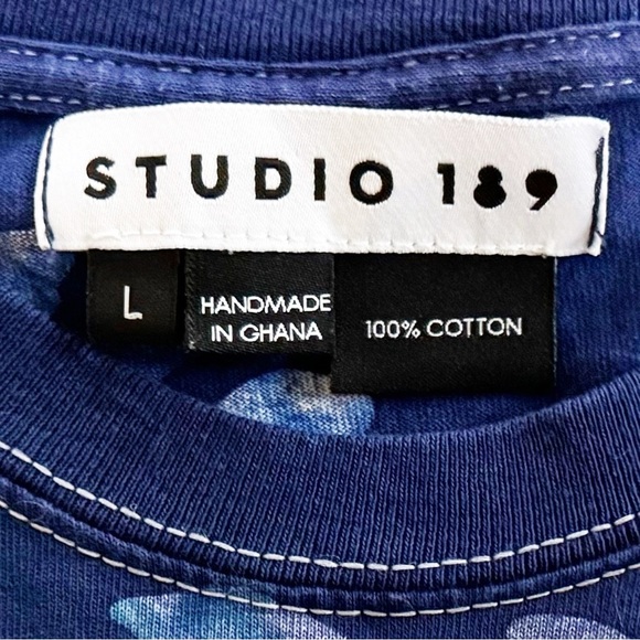 Studio 189 T-shirt - Picture 4 of 10
